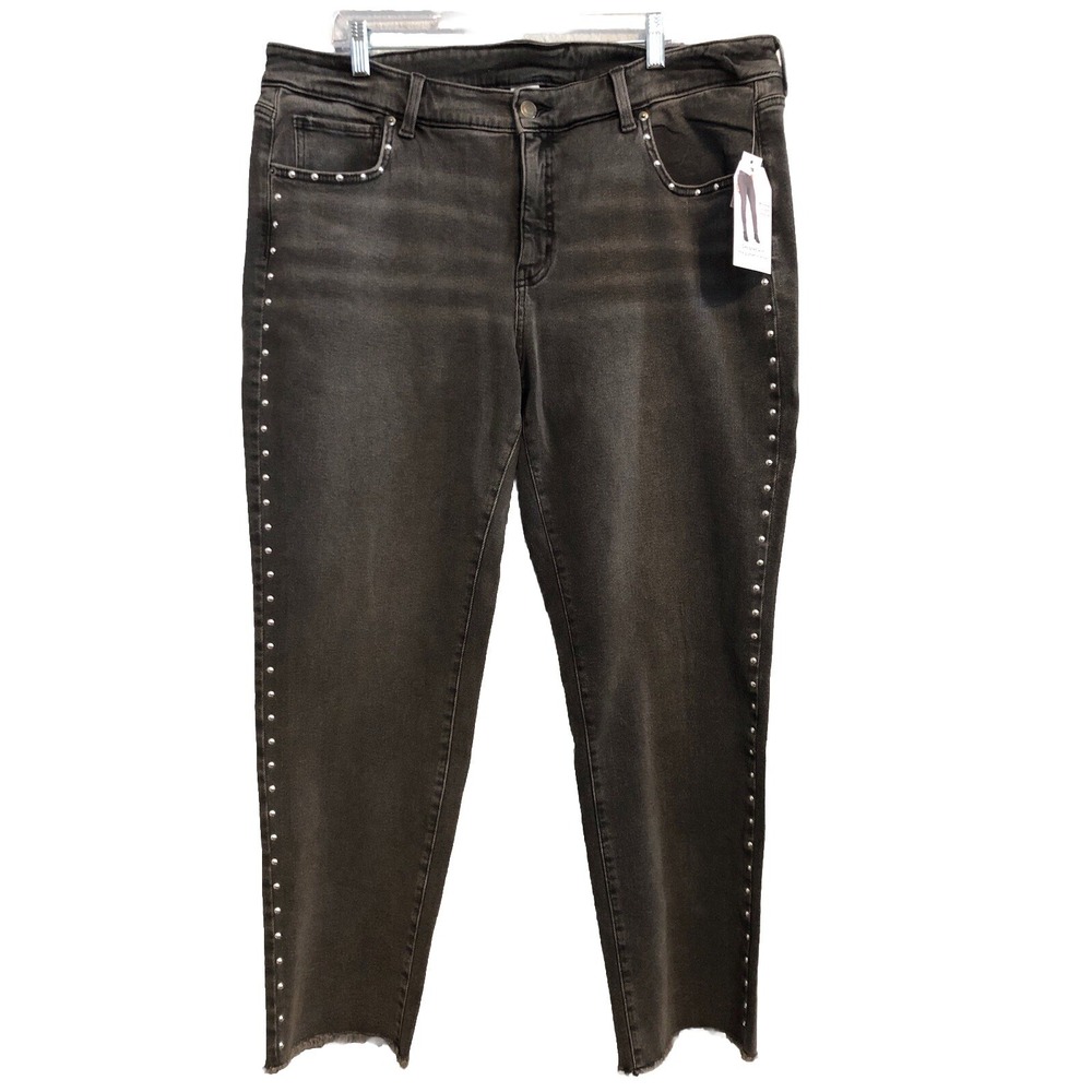 Time & Tru Womens Jeans 20 Mid Rise Straight Regular Embellished Black Denim Y2K